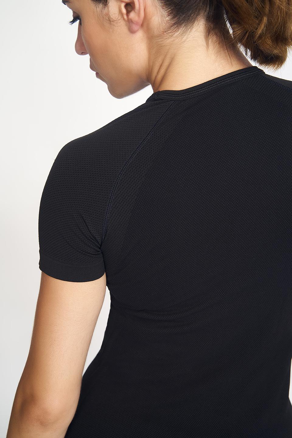sport hg BASIS Camiseta de manga corta negro Mejor oferta
