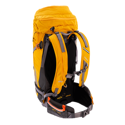 trangoworld Mochila STOOR 40 Descuento