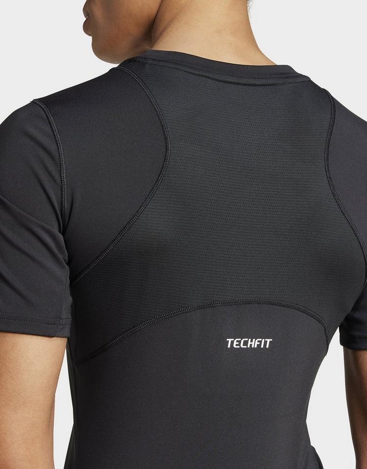 JD Sports adidas Camiseta Techfit Training En oferta