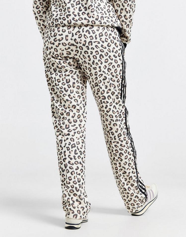 JD Sports adidas Pantalón Firebird Leopard Oferta especial
