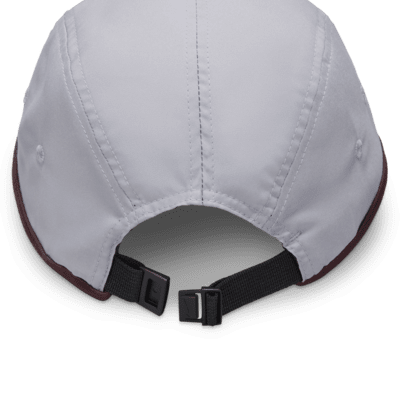 Nike Nike Dri-FIT FlyGorra sin estructura con logotipo Swoosh Últimos 2 días