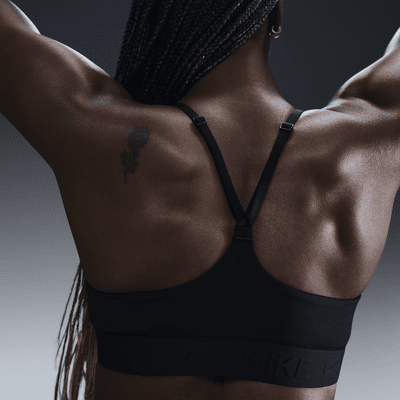 Nike Nike Indy Light SupportSujetador deportivo regulable con acolchado (Talla grande) - Mujer Descuentos del mes