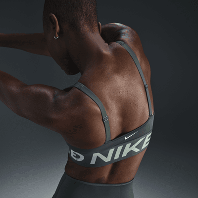 Nike Nike Pro Indy PlungeSujetador deportivo de sujeción media con almohadilla - Mujer Grandes ahorros