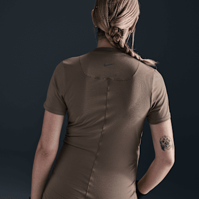 Nike Nike (M) OneCamiseta de manga corta con ajuste entallado Dri-FIT (Maternity) - Mujer Precio ultrabajo
