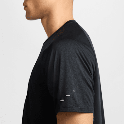 Nike Nike StrideCamiseta de running Dri-FIT ADV de manga corta - Hombre Rebajas baratas