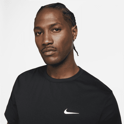 Nike Nike HyverseCamiseta de manga corta Dri-FIT versátil con protección UV - Hombre Últimos 3 días