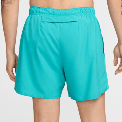 Nike Nike ChallengerPantalón corto versátil 2 en 1 de 13 cm Dri-FIT - Hombre Último día