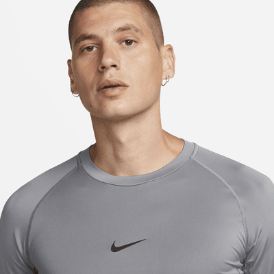 Nike Nike ProCamiseta de fitness Dri-FIT de manga corta ceñida - Hombre Precios de Black Friday