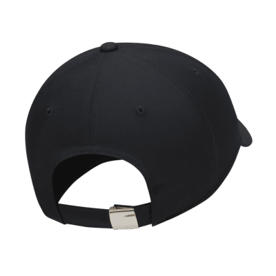 Nike Nike Dri-FIT ClubGorra sin estructura con logotipo Swoosh metálico Última moda