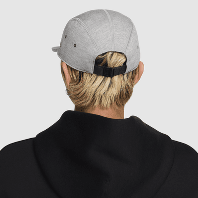 Nike Nike Fly CapGorra Tech Fleece de visera plana sin estructura Rebajas