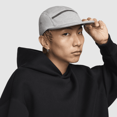 Nike Nike Fly CapGorra Tech Fleece de visera plana sin estructura Rebajas