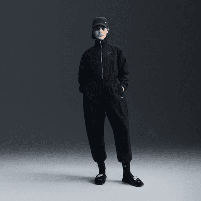 Nike Nike WindrunnerChaqueta de tejido Woven y ajuste holgado con cremallera completa y protección UV - Mujer Rebajas