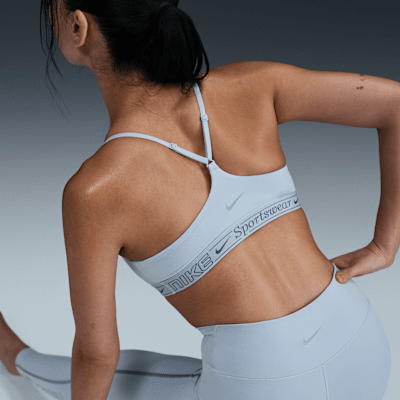 Nike Nike IndySujetador deportivo regulable de sujeción ligera con almohadilla - Mujer Descuento por venta flash