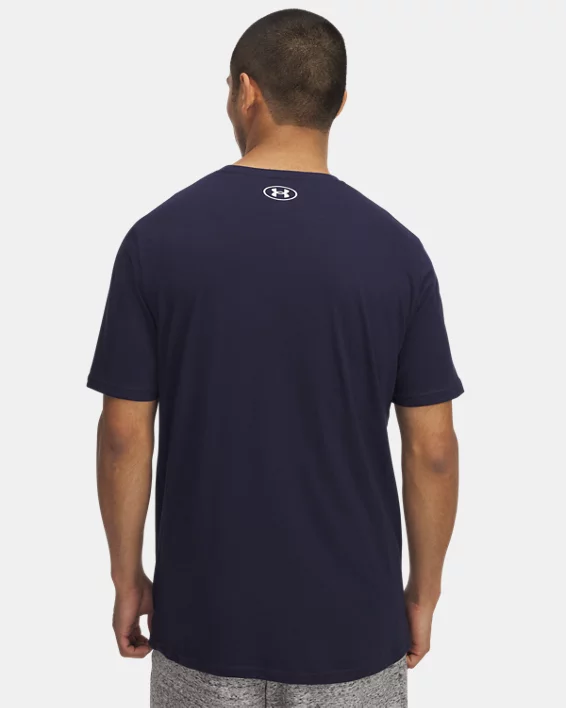 Under Armour Camiseta de manga corta UA Camo Chest Stripe para hombre   Envío gratis