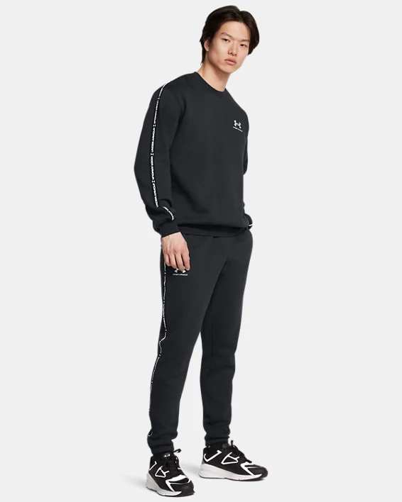 Under Armour Sudadera con cuello redondo UA Icon Fleece Taping para hombre   En oferta