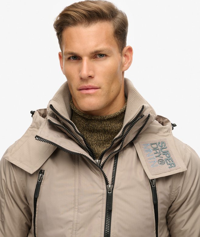 superdry Chaqueta cortavientos con capucha Mountain SD Últimos 2 días