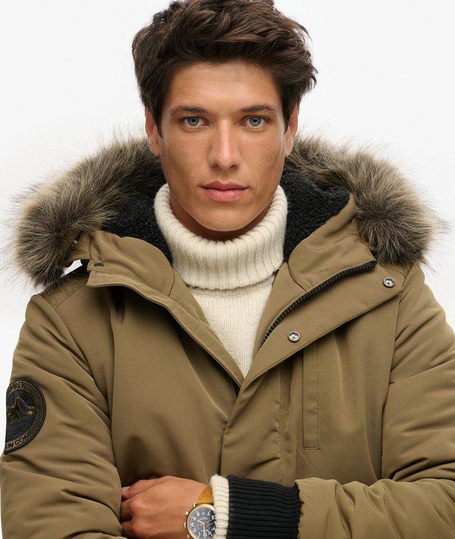 superdry Cazadora bómber acolchada con capucha Everest En oferta