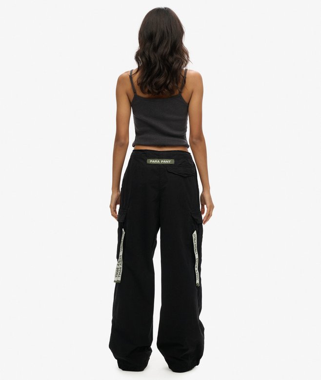 superdry Pantalones holgados Parachute Promoción trimestral