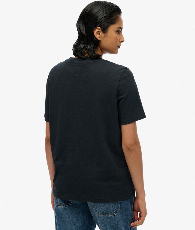 superdry Camiseta de corte relajado con motivo de tatuaje Neo Trad 2025